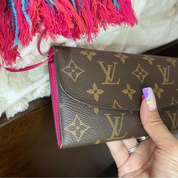 Louis Vuitton Emilie Monogram Wallet Hot Pink Interior Rare Color - Picture 11 of 16